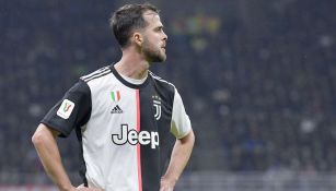 Pjanic se lamenta en un juego de la Juve