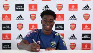 Arsenal: Renovó a su canterano estrella Bukayo Saka