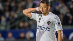 Chicharito se lamenta en un juego del Galaxy