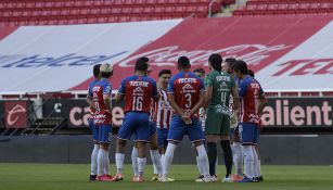 Jugadores de Chivas previo al partido vs Mazatlán