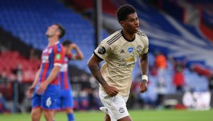 Marcus Rashford celebra una anotación con el Manchester United