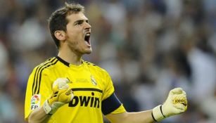 Casillas en celebración de gol con el Real Madrid