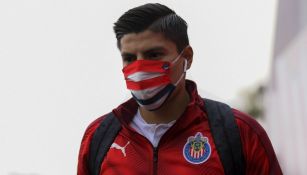 Chivas: Ronaldo Cisneros anunció que tiene Coronavirus