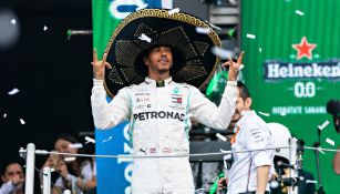 Lewis Hamilton celebra en el GP de México 2019
