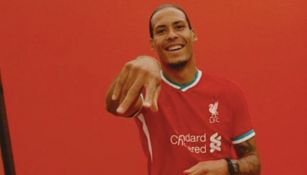 Liverpool: El campeón de la Premier League presentó su nueva armadura 