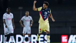 Bruno Valdez celebra su gol 26 con el América