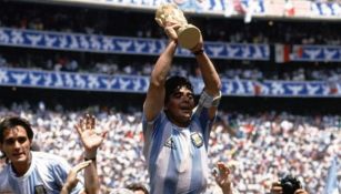 Conmebol: Maradona donó réplica de la camiseta que usó en la final de México 1986 para ayudar a víctimas del Covid-19 