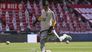 Erick González en entrenamiento con Tigres