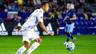 Javier Hernández durante un partido con LA Galaxy