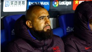 Arturo Vidal durante un partido con Barcelona 