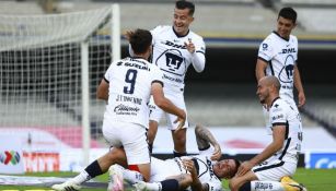 Jugadores de Pumas en celebración