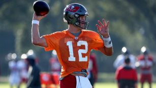 Tom Brady en entrenamiento