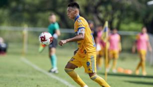 Ulises Cardona durante un partido con Tigres Sub 20