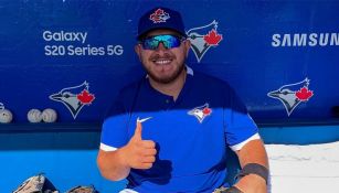 Alejandro Kirk en un entrenamiento con Blue Jays 