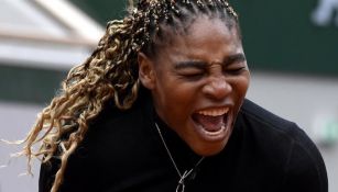 Roland Garros: Serena Williams anunció su retirada en segunda ronda por una lesión 