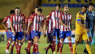 Jugadores de San Luis en el partido vs Tigres