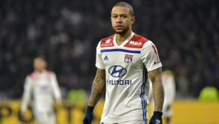 Depay en partido con Lyon