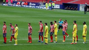 Jugadores de Atlético y Villarreal durante un partido
