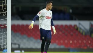 Raúl Gudiño en partido con Guadalajara