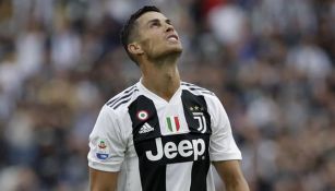 Cristiano Ronaldo durante un duelo con la Juventus 