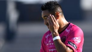 Marco Fabián durante un partido con FC Juárez