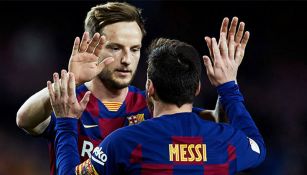 Rakitic y Leo Messi, tras un gol del Barcelona