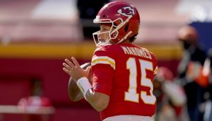 Patrick Mahomes en acción con Chiefs