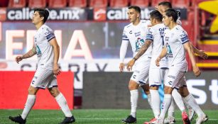 Jugadores de Pachuca celebrando un gol