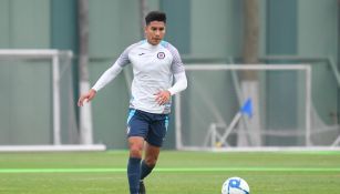 Pol Fernández durante un entrenamiento con Cruz Azul