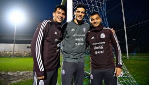 Lozano, Jiménez y Corona en un entrenamiento del Tri