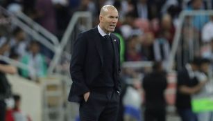 Zinedine Zidane durante un duelo del Real Madrid 