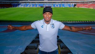 Antonio Valencia, nuevo jugador de Querétaro