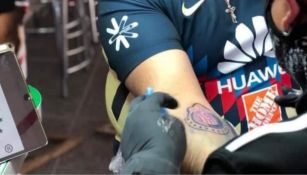 Aficionado de América se tatuó escudo de Chivas