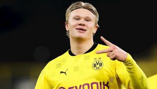 Erling Haaland durante un partido con Borussia Dortmund