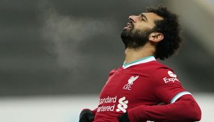 Mohamed Salah se lamenta tras una falla