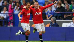 Chicharito y Rooney en un partido con el United 