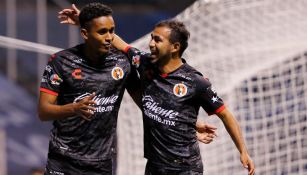 Xolos en festejo de gol