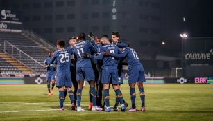 Tecatito Corona: Porto visita al Farense con la misión de mantener la racha positiva