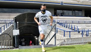 Alan Mozo durante un partido con Pumas