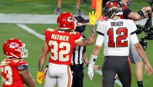 Tyrann Mathieu reclama a Tom Brady