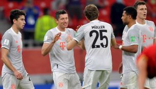 Jugadores del Bayern Munich celebran gol