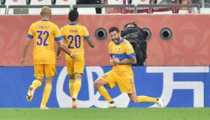 Gignac festeja un gol con Tigres