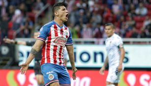 Pulido festeja un gol con el Rebaño