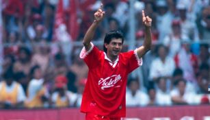 José Saturnino Cardozo durante un partido con Toluca