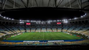 Estadio Maracaná de noche