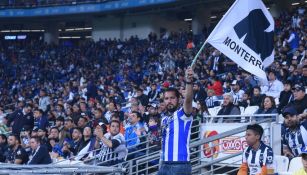 Afición de Rayados en el Estadio BBVA