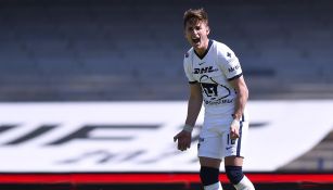 Facundo Waller en un partido con Pumas