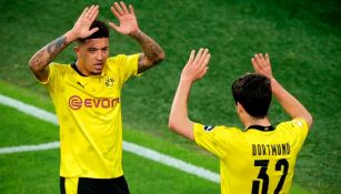 Sancho y Reyna festejando un gol a favor del Dortmund