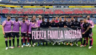 Inter de Miami con manta homenaje a la familia Higuaín