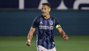 Javier Hernández en partido con Galaxy